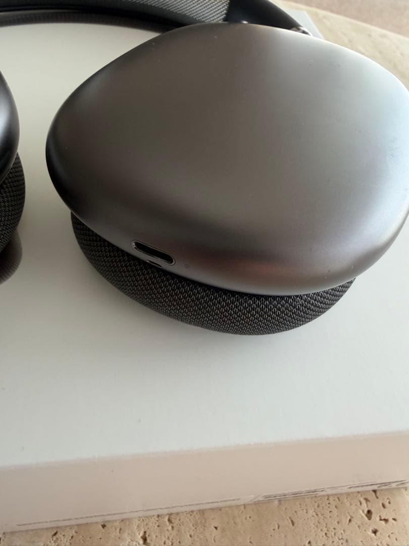 Apple AirPods Max スペースグレイ MGYH3J/A