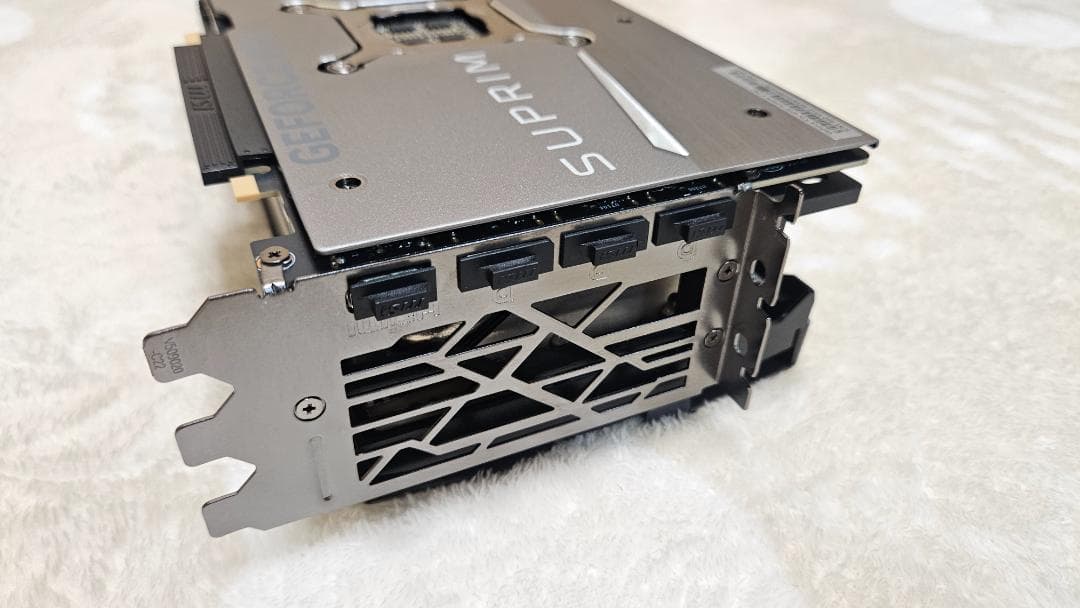 s*o様 MSI GeForce RTX 4090 SUPRIM X 24G