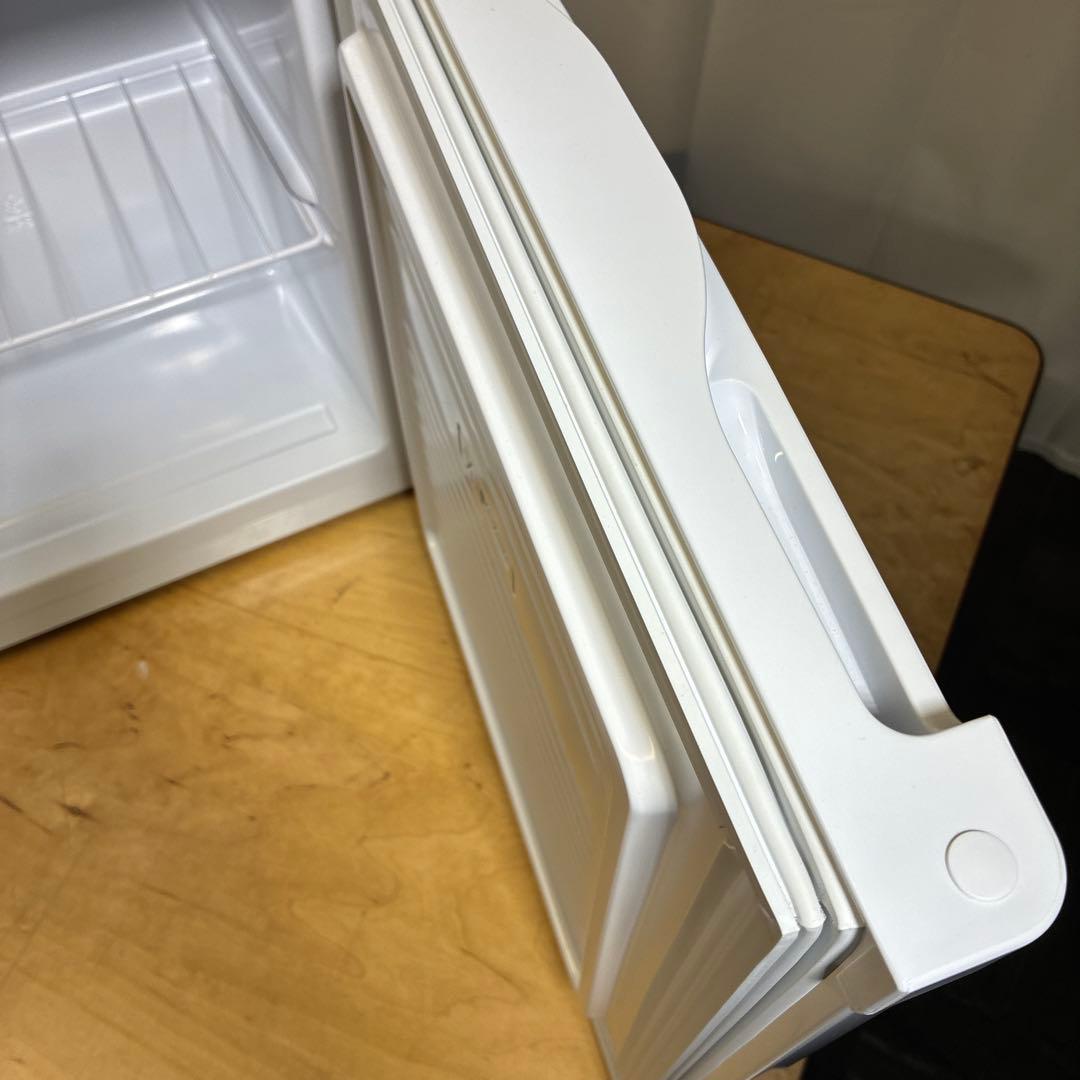 Shi☆美品！家庭用冷凍庫JF033HM01WH