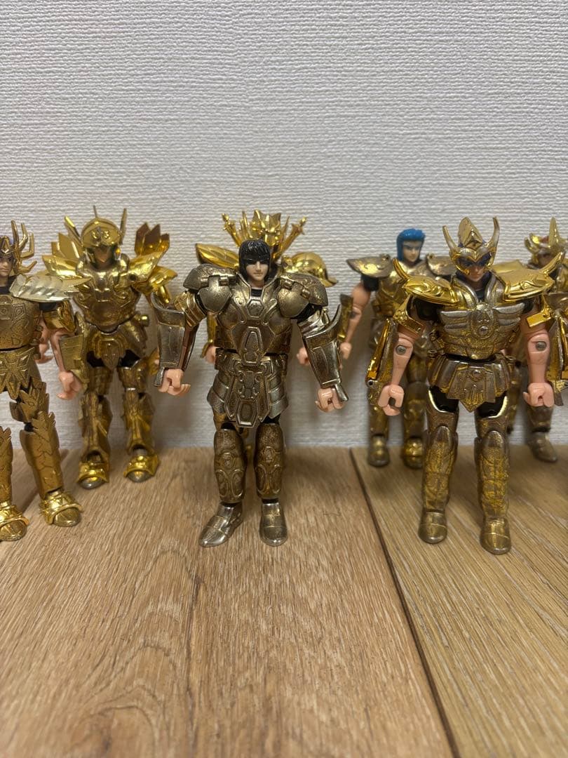 聖闘士星矢　黄金聖衣 9体　ジャンク BANDAI 当時物
