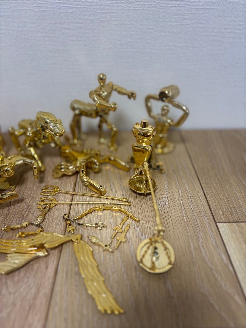 聖闘士星矢　黄金聖衣 9体　ジャンク BANDAI 当時物