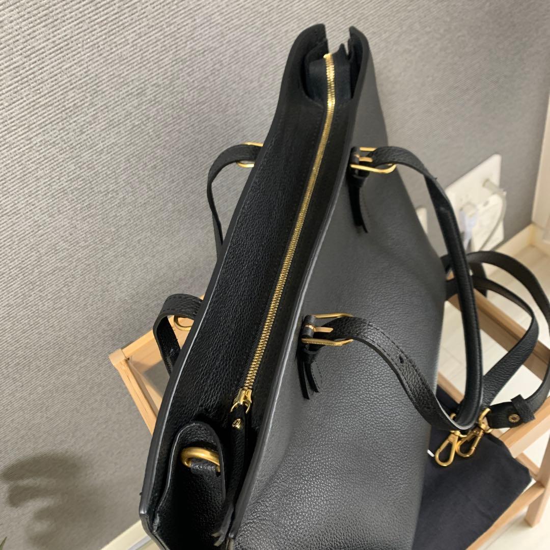 【美品】GIANNI CHIARINI ブラックビジネスバッグ大容量