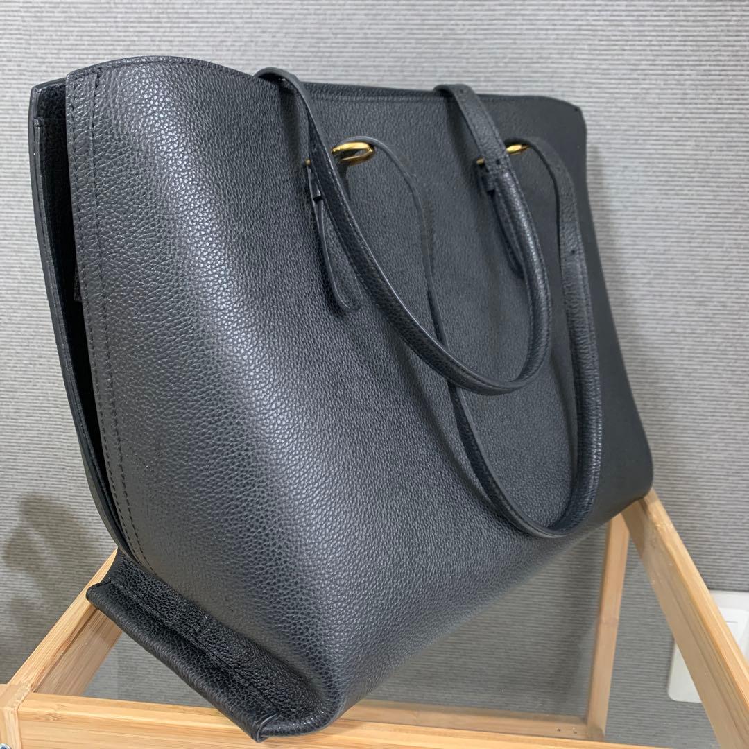 【美品】GIANNI CHIARINI ブラックビジネスバッグ大容量