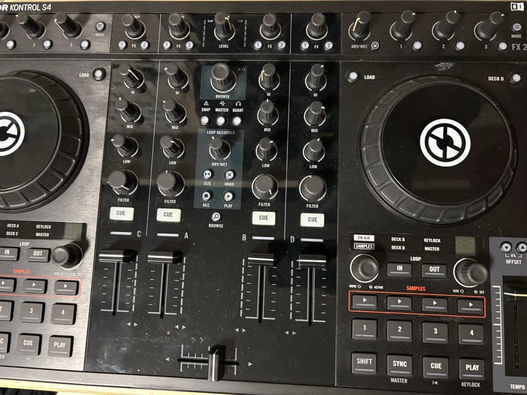 NI Traktor KONTROL S4 MK1 | DJコントローラー