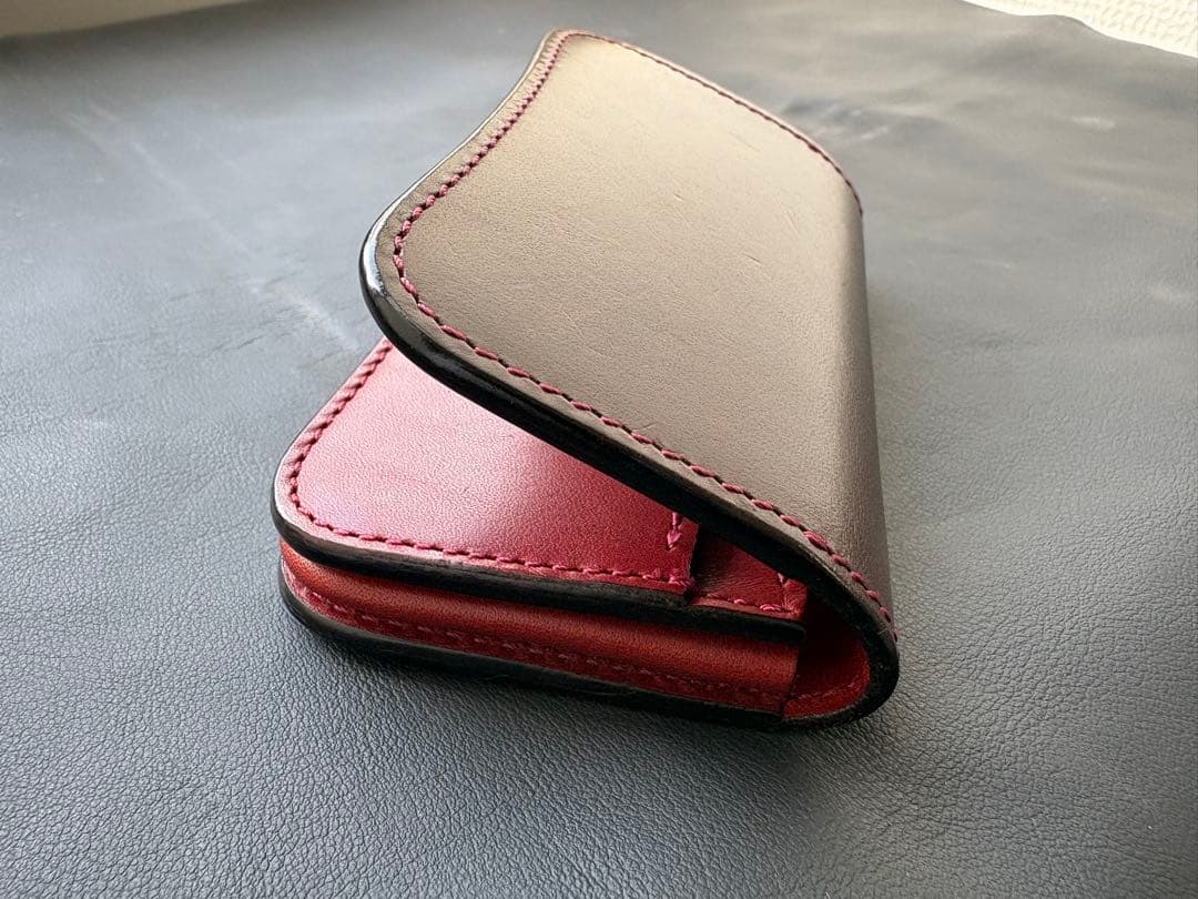 ジェネラル ワイルドスワンズ　 サドルプルアップ　チョコ　バーガンディ　名刺入れ