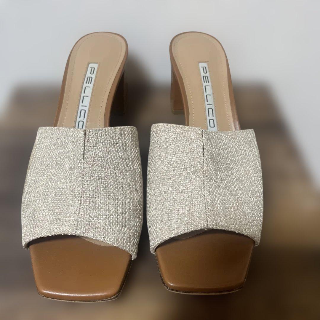 PELLICO ベージュサンダル　37 1/2