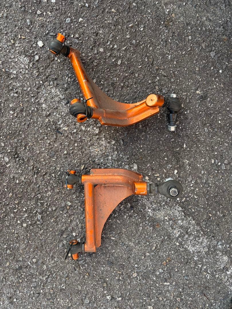 T-demand リア アッパーアーム