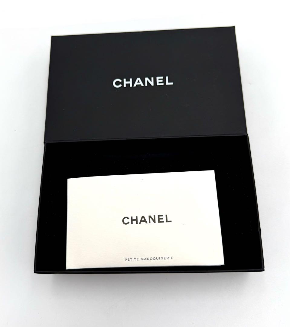 シャネル クラシック ジップ パースキャビアスキン ネイビー