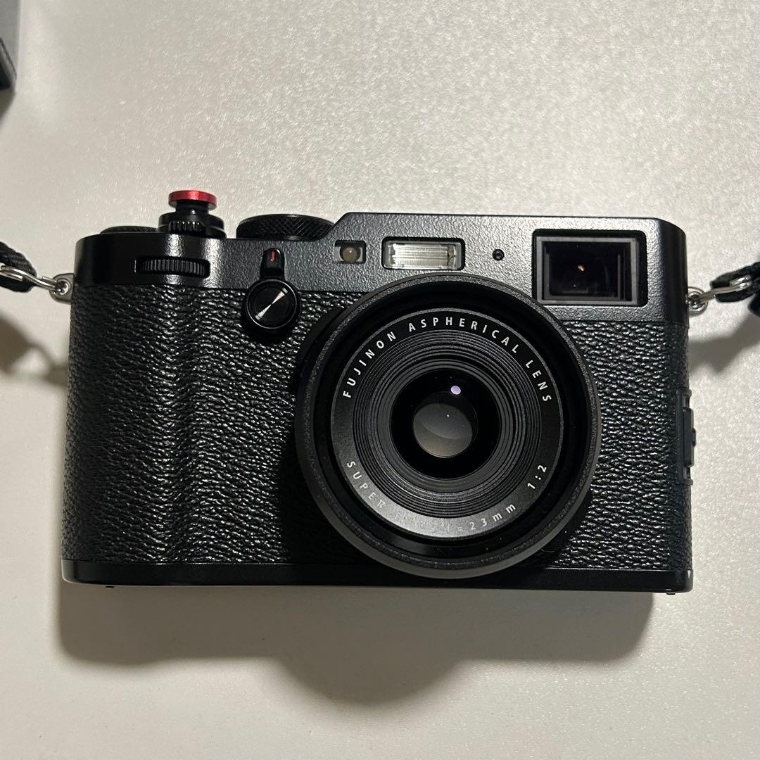 【美品】FUJIFILM X100F ブラック 専用レザーケース付き