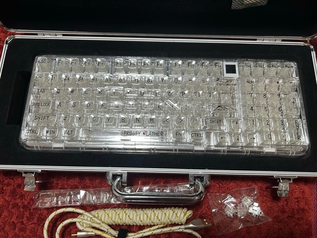 YUNZII CoolKiller CK9 透明キーボード　ホッキョクグマ