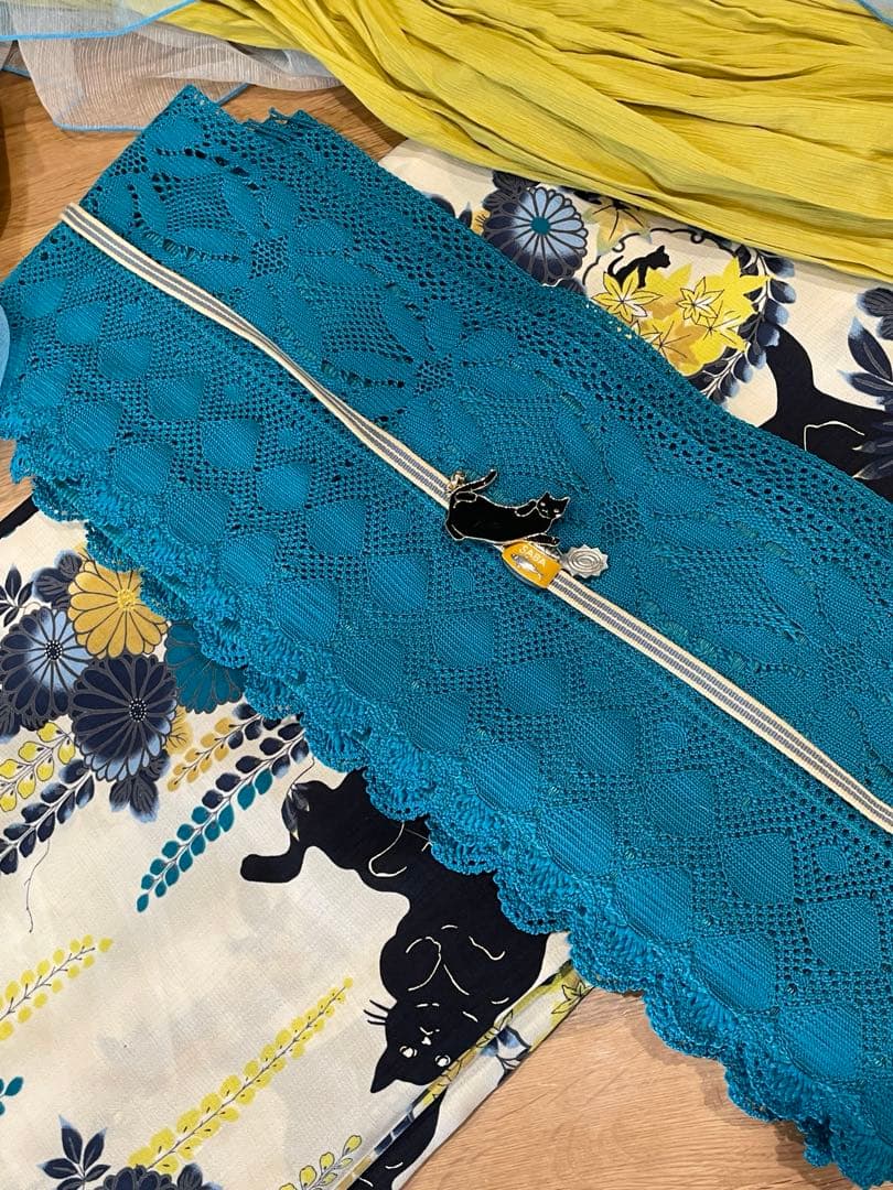 ふりふ　黒猫　浴衣　9点セット　洗える浴衣　白地　水色　黄色　兵児帯