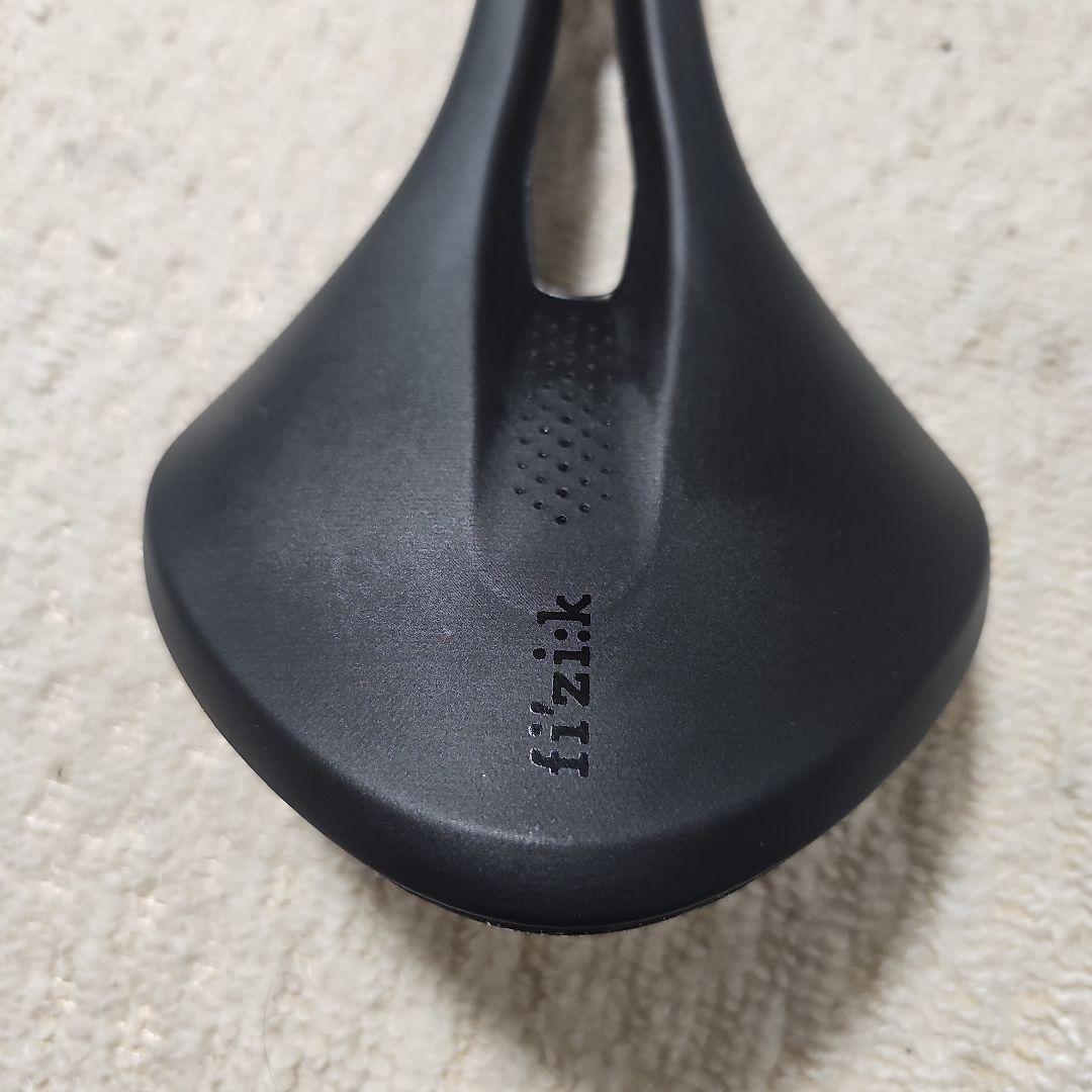 fizikフィジーク TEMPO ALIANTE R1カーボンレール 145mm