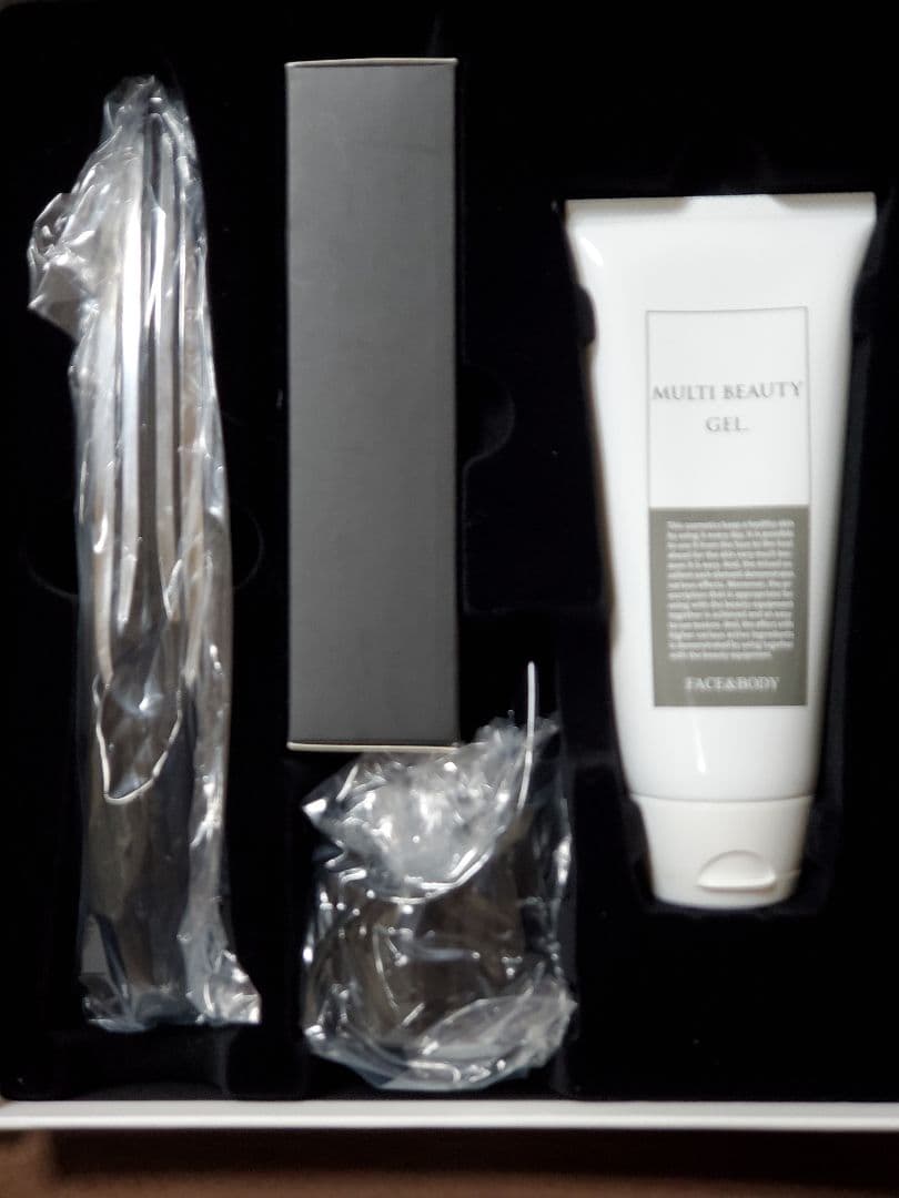 【新品同様】PYR KNIGHT 正規品 美顔器 & マルチビューティージェル