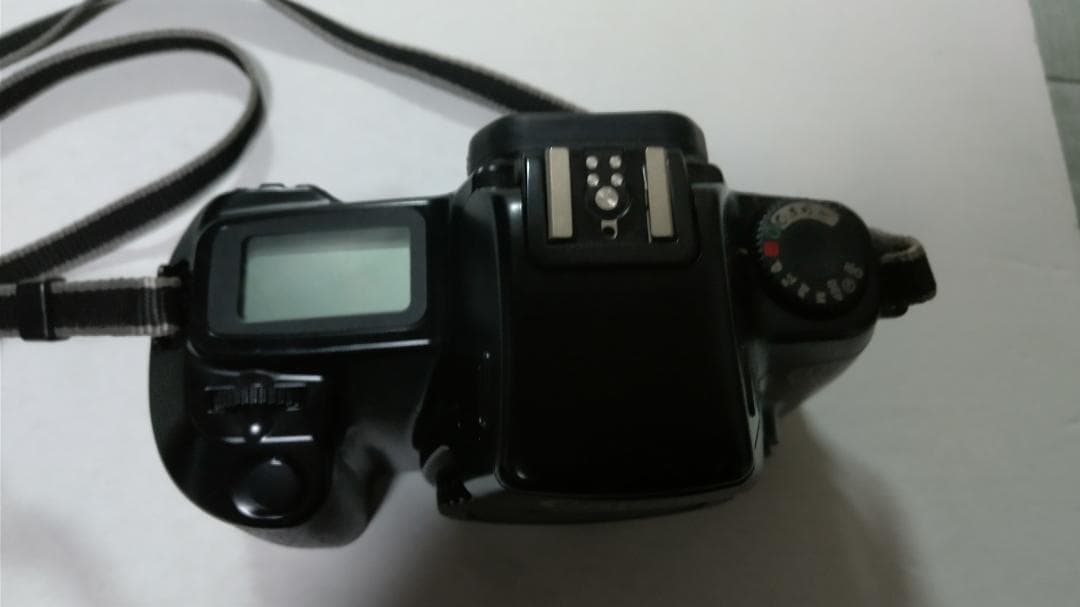 Canon EOS 1000QD、ズームレンズ 2点、バッグのセット