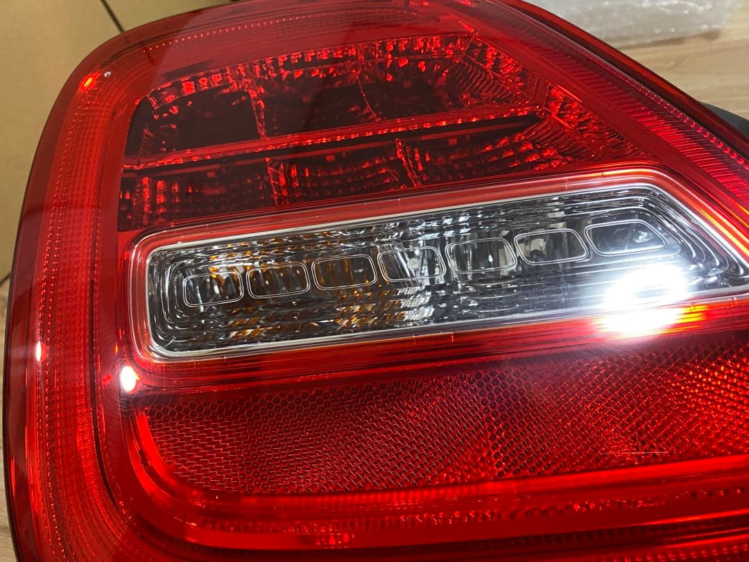 シャノル様　スイフト 左右テールランプ テールライト