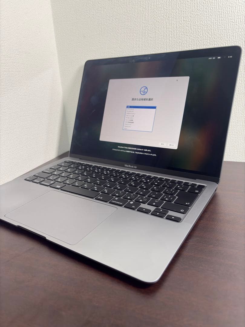 MacBook本体 MacBook Air M1 2020 / 8GB / 512GB