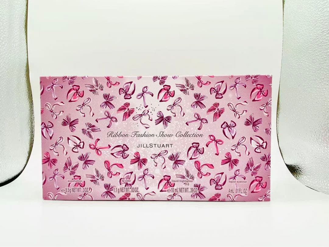 ジルスチュアート　リボンファッションショー　クリスマスコフレ 2025