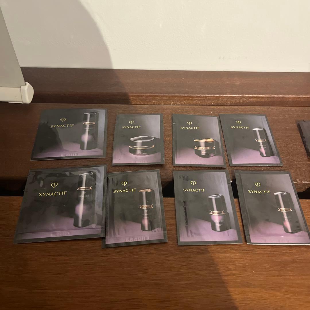 クレ・ド・ポーポーテ　シナクティフローションイドラタントn125ml サンプル付