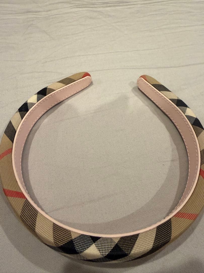 BURBERRY バーバリー　カチューシャ　ヘアバンド