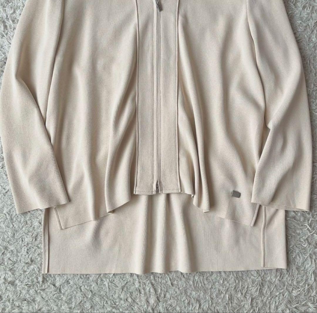 美品♡FOXEYフォクシーニューヨーク　レディライクパーカー ベージュ