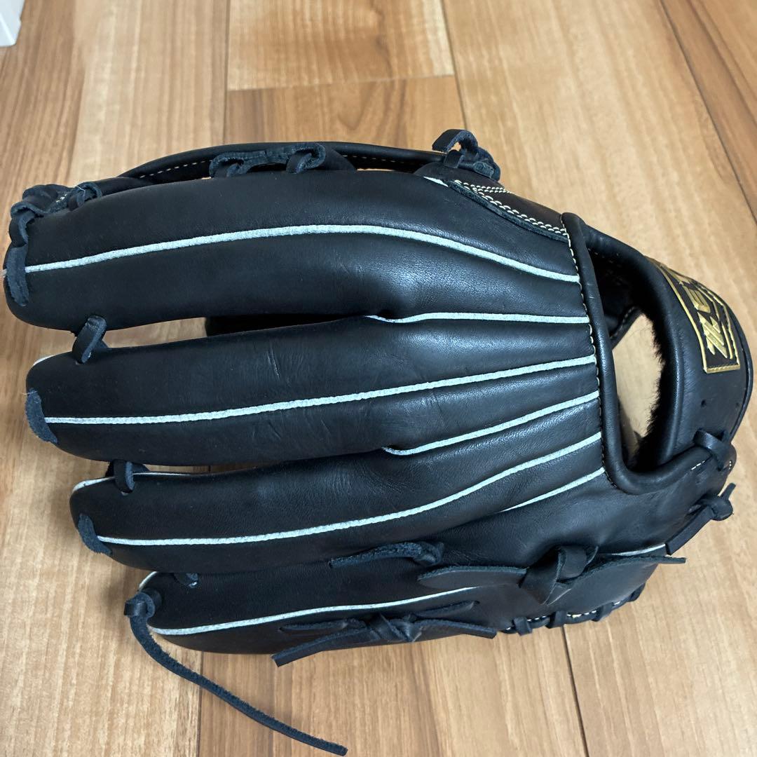 ZETT軟式グローブ黒／プロフェッショナルプレーヤー　※クリーナー&M号2個付き