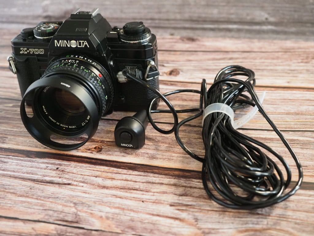 完動美品 MINOLTA X-700 　レンズ付 おまけあり
