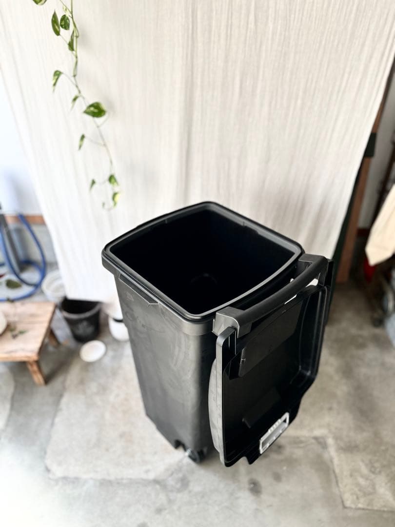 新品未使用RISUキャスターペール90C2ブラック黒90L業務用日本製ゴミ箱