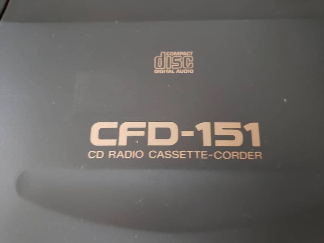 【ラジカセ】テープ/ラジオのみ SONY CFD-151(ジャンク品)
