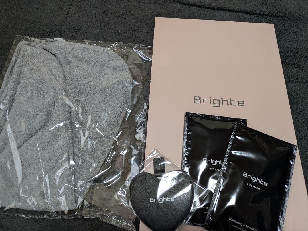 新品未開封☆Brighte シャワードライヤー ピンク