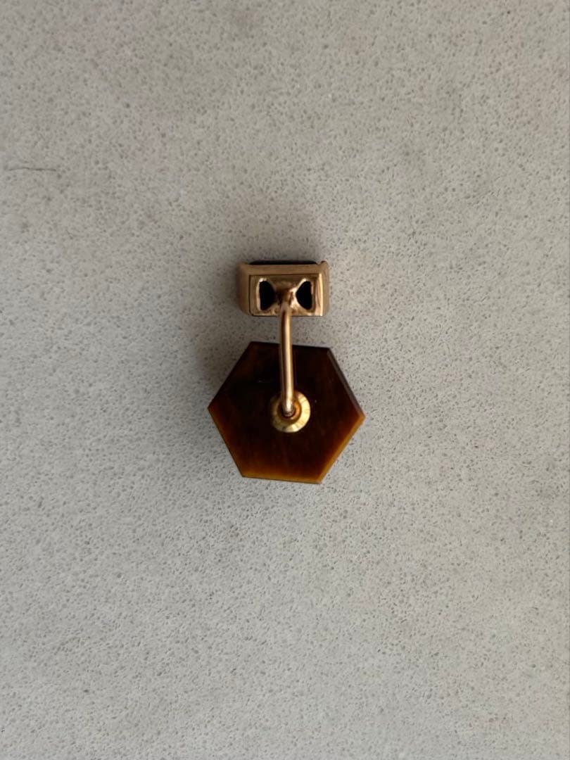 ヒロタカ　ピアス　［オニキス×タイガーアイ］