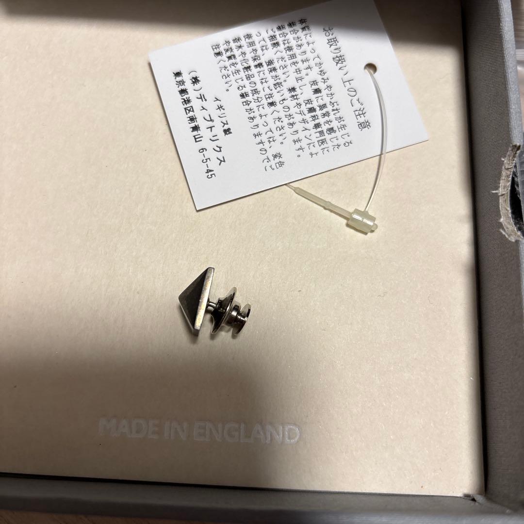 bunney バニー　スタッズ　ピン　バッチ　アクセサリー