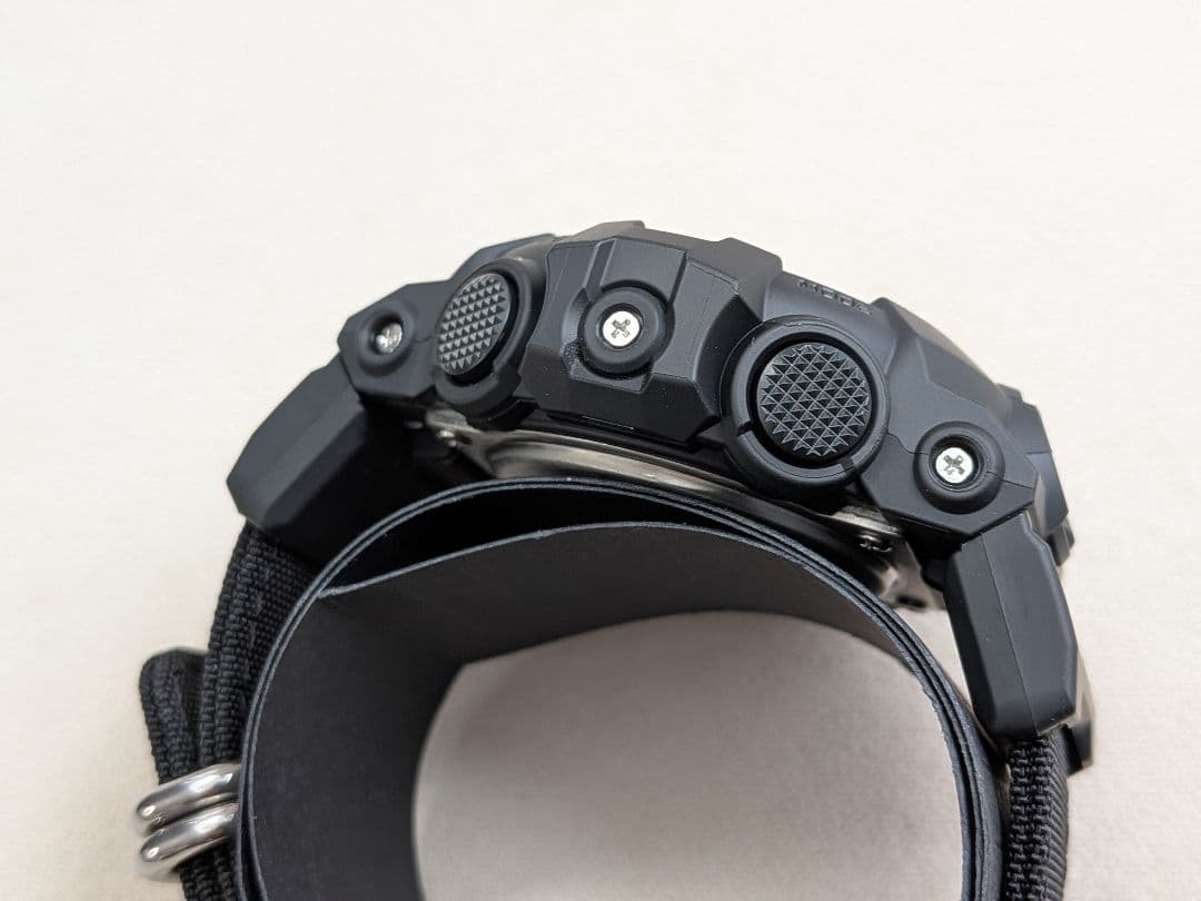 【新品】正規品 CASIO G-SHOCK デジタル腕時計GA-700シリーズ