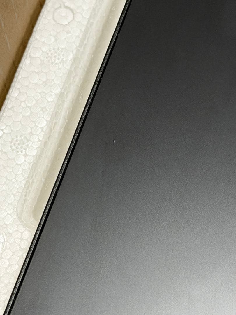 LG 24インチ　ディスプレイ本体 スタンド・ケーブル付き