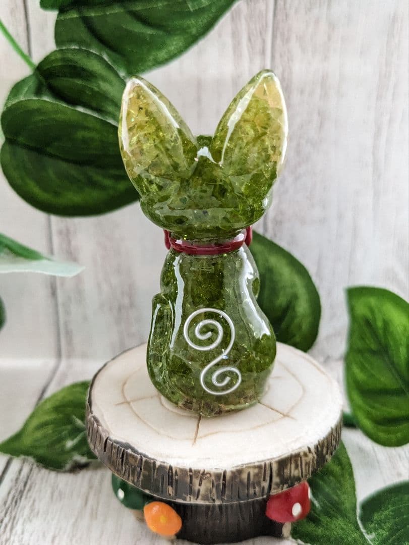 【ふーか】②ミニサイズ！ペリドットの蝶ネクタイねこちゃん形オルゴ☆他４点