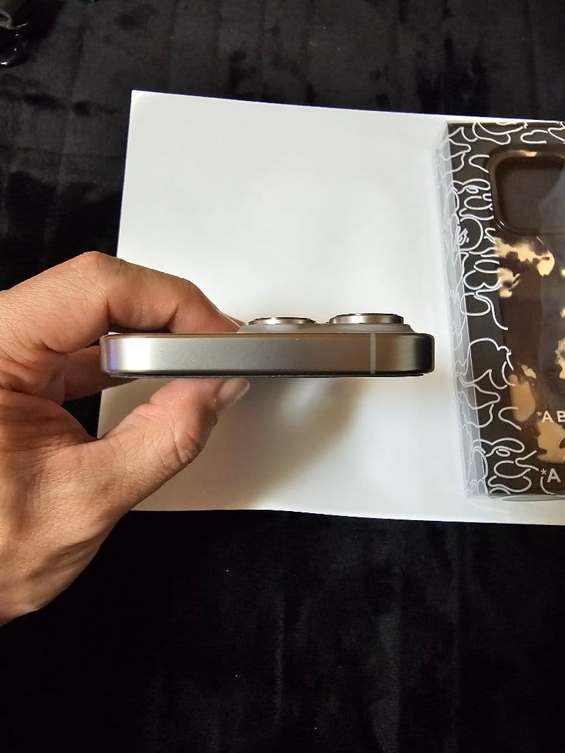 iPhone 16 Pro 256GB SIMフリー APEケース付き