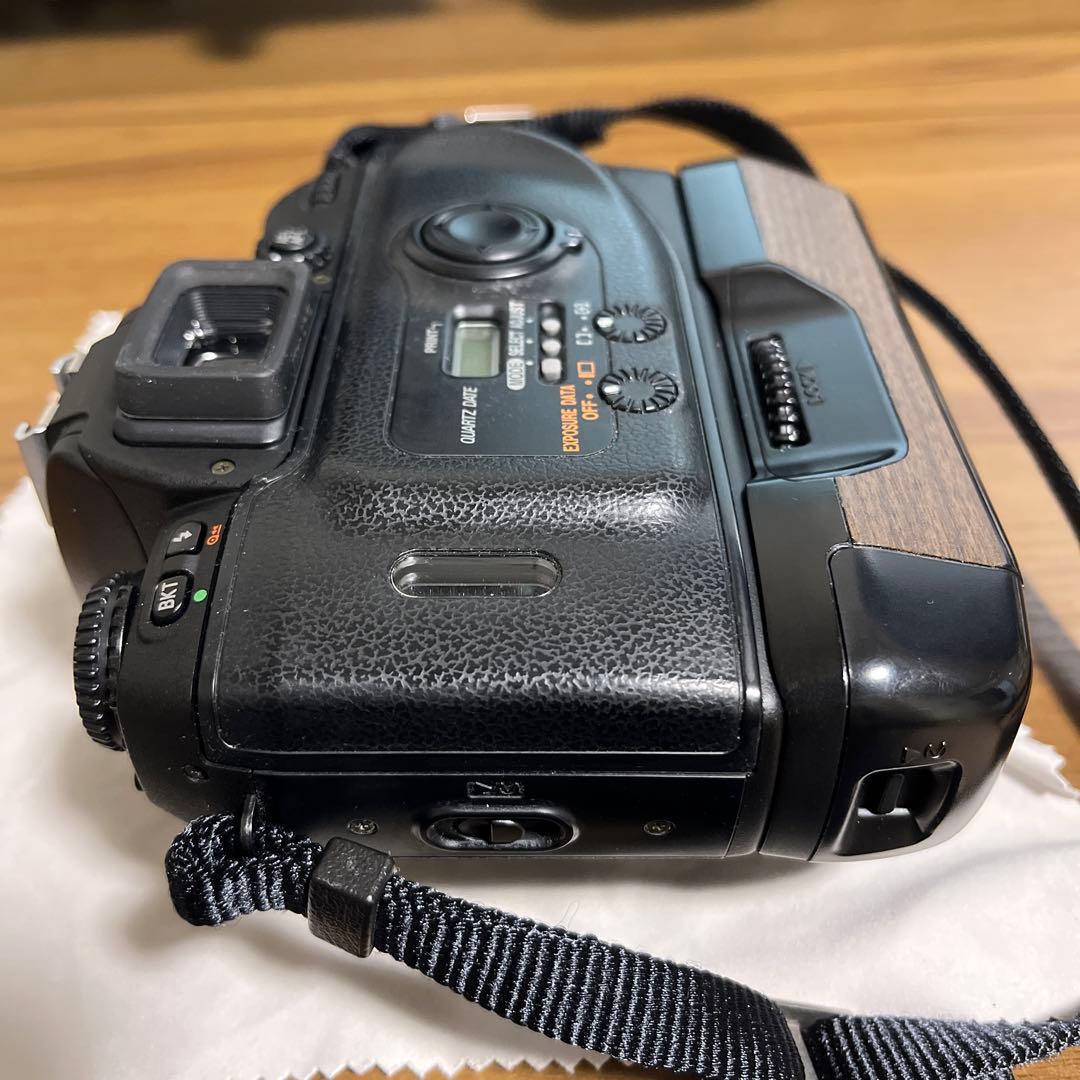 Nikon F80s フィルム一眼レフカメラ ボディ