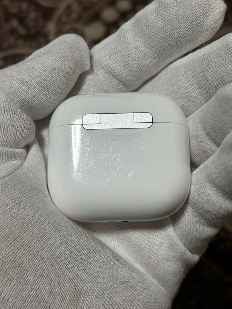 AirPods4 MXP63J/A アクティブノイズキャンセリング非搭載