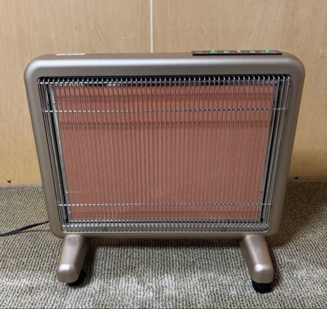 週末値下げ★遠赤外線ヒーター　サンルミエ　N700L