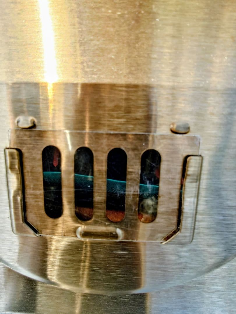 内外とても良状態ダイニチブルーヒーター