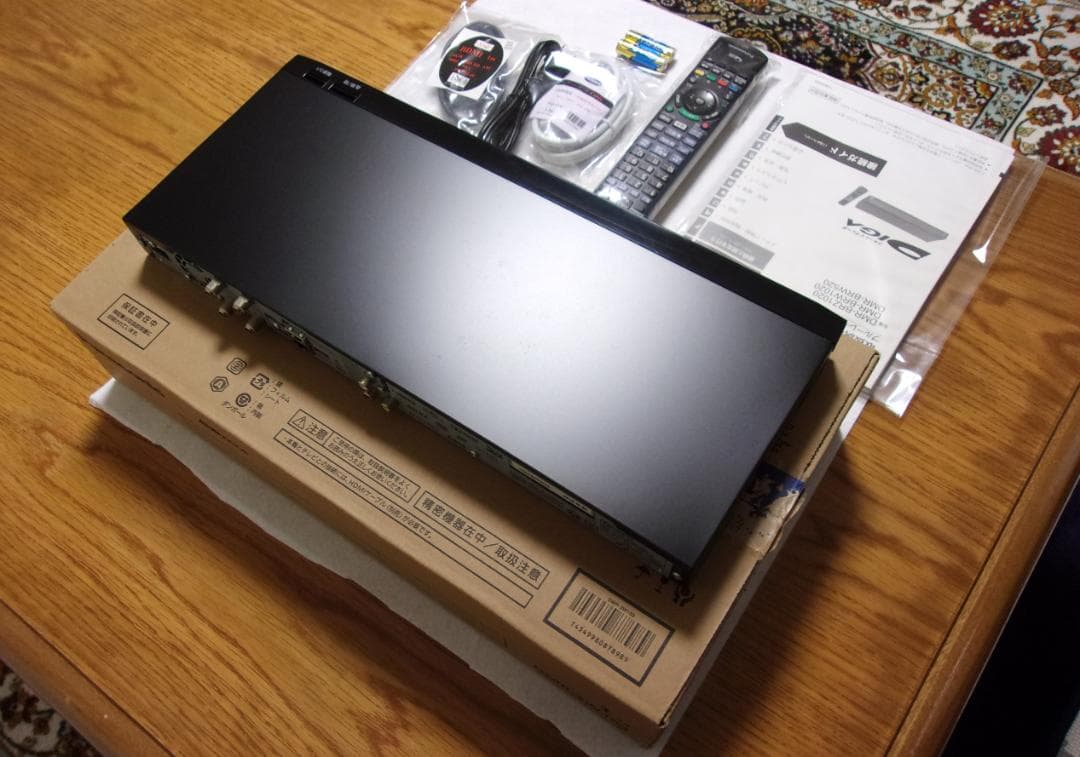 4K/パナソニック ブルーレイレコーダー/DMR-BRW1020（２チューナ）