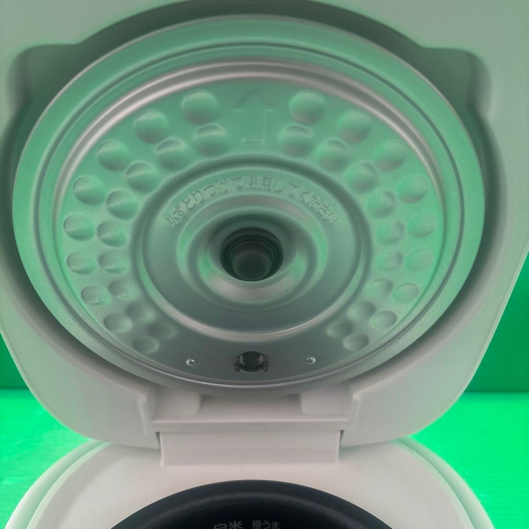 極美品 TIGER 炊飯器 JBS-A055 3号炊 2025年製