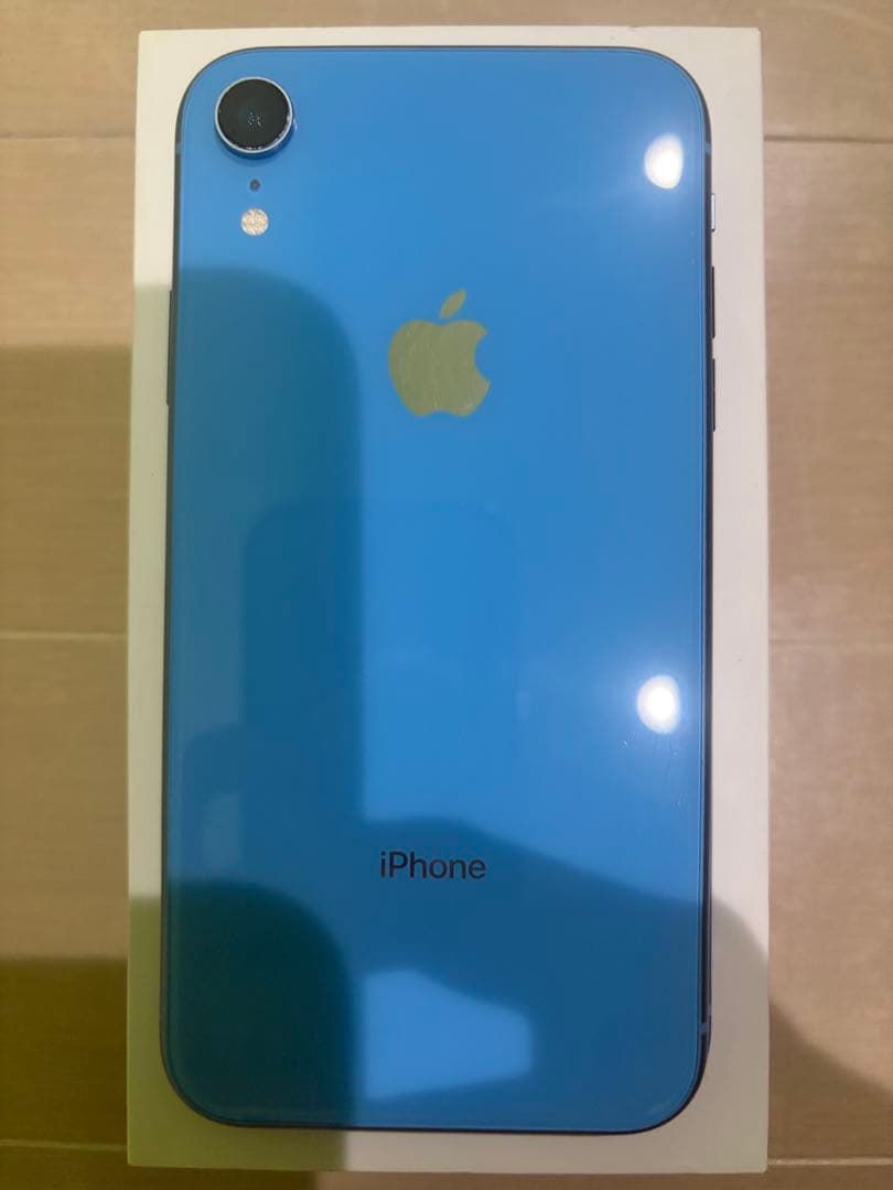 Apple iPhone XR 本体 ブルー 64GB
