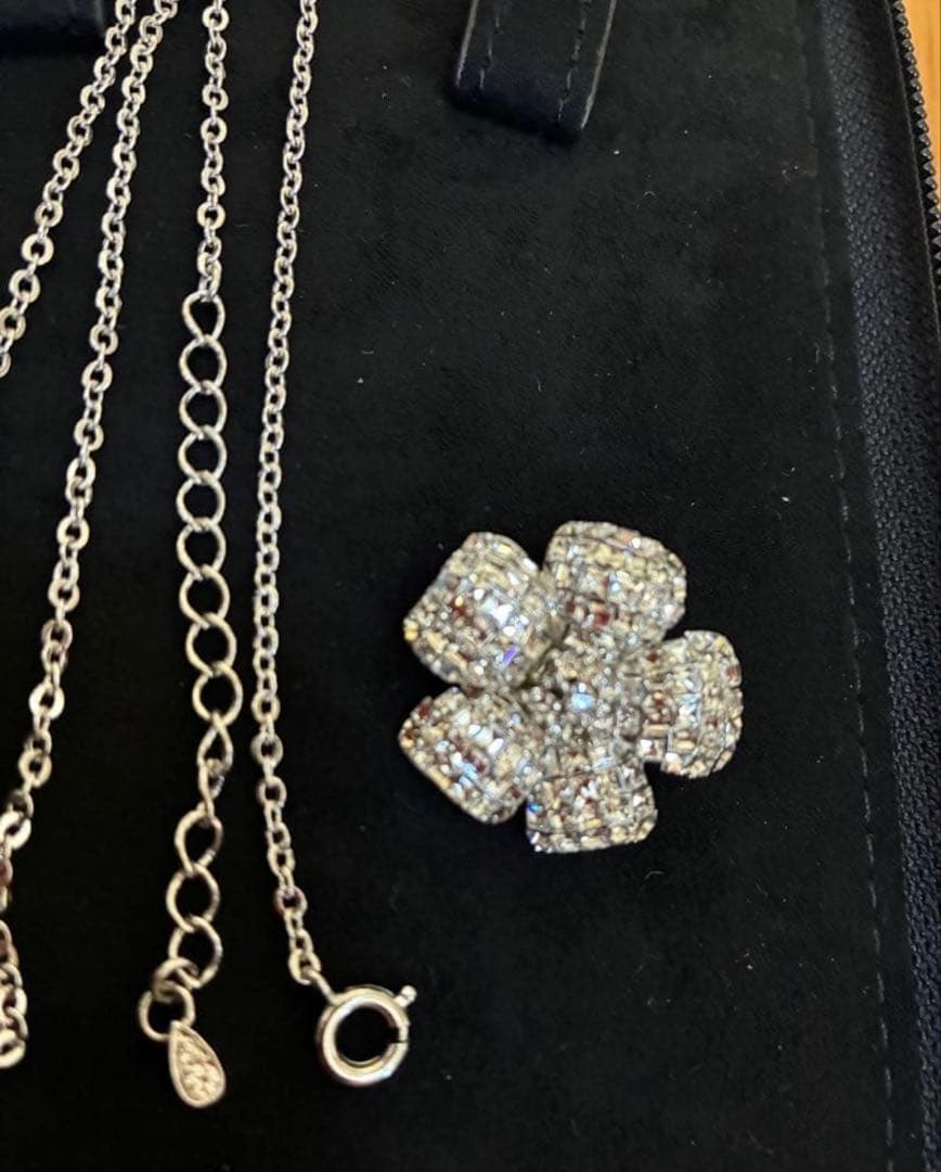 FOXEYフォクシー ネックレス＆ブローチ