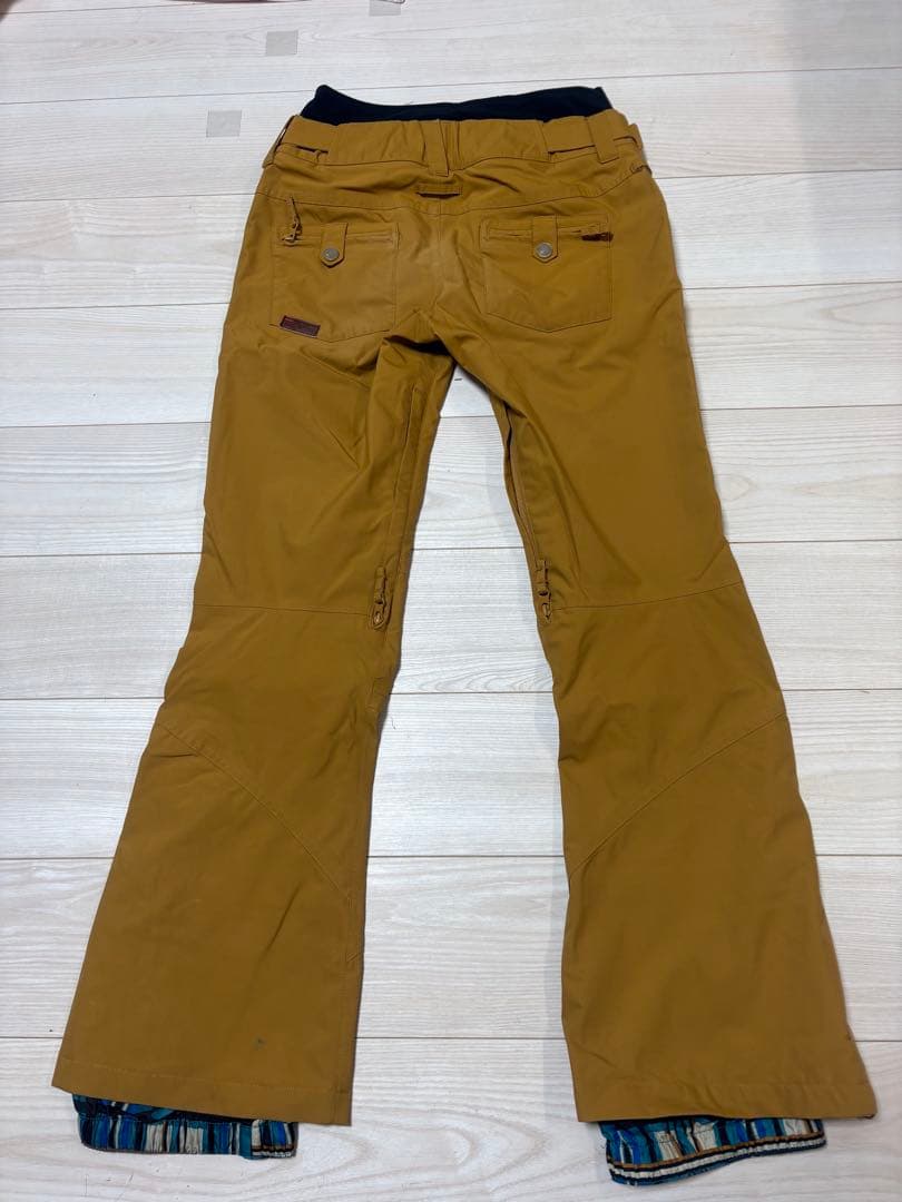 スノボウェア　ROXY 上下Mサイズ