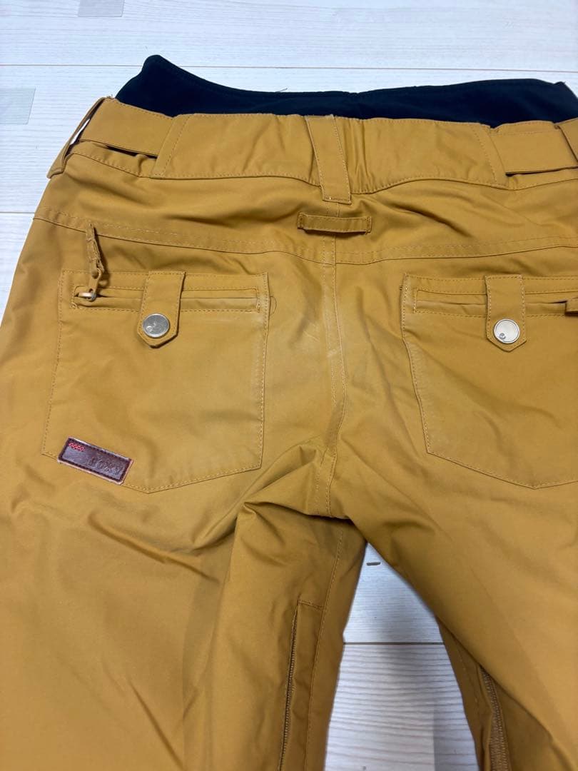 スノボウェア　ROXY 上下Mサイズ