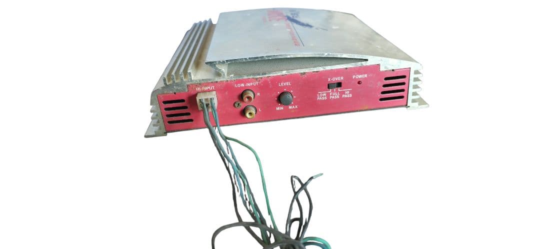 FUSION 300W パワーアンプ