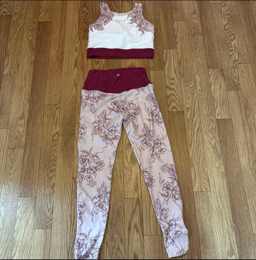 SUKALA スカーラ　花柄 ヨガウェアセット Мサイズ　アンティークプリント