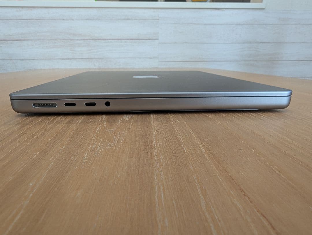 MacBook Pro 14インチ 2021 M1シルバー 16GB/512GB