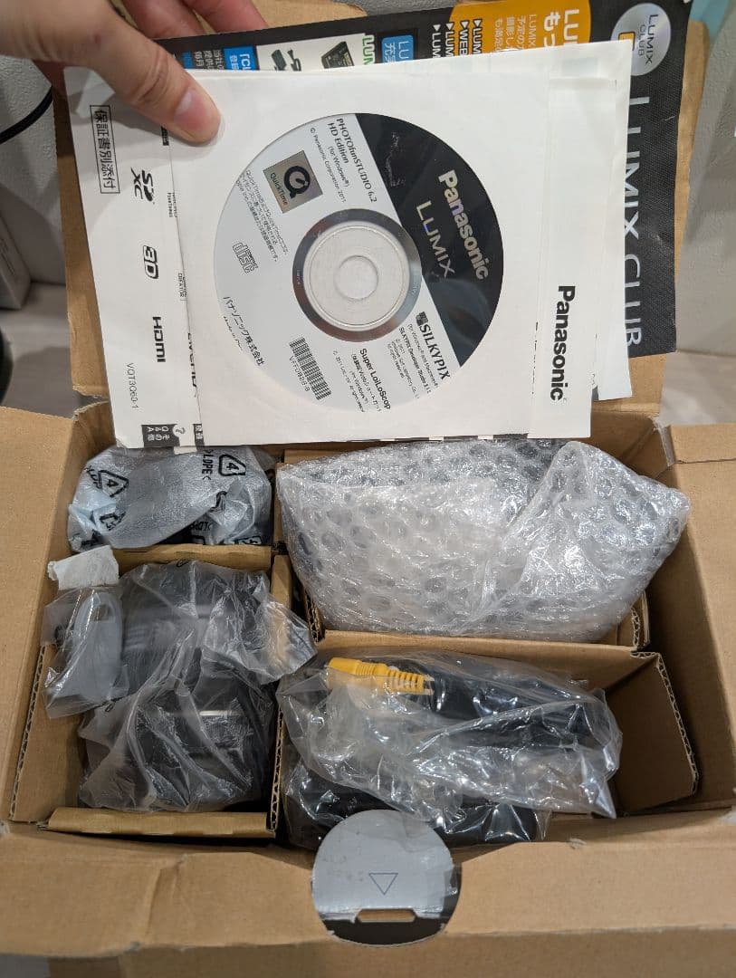 Panasonic GF3 ホワイト 14-42mmレンズ付き