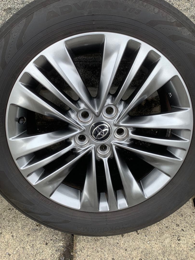 アルファード　40系　Z 純正ホイール　タイヤ　18インチ